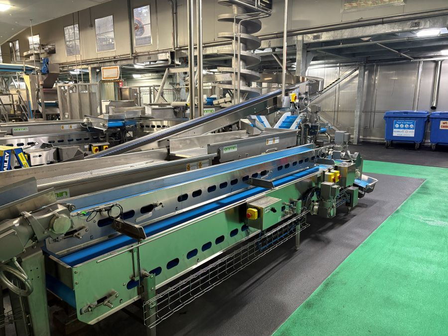 Food production line with conveyors integrated by Sustainable Industries